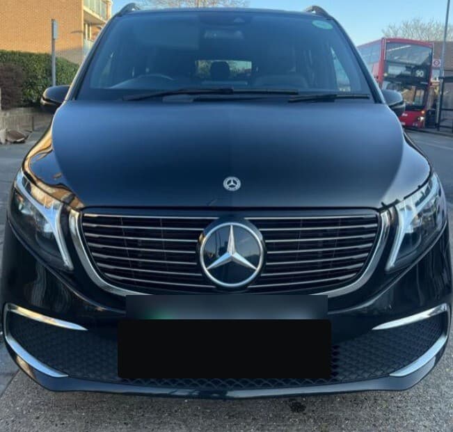 Mercedes EQV Electric: view 1