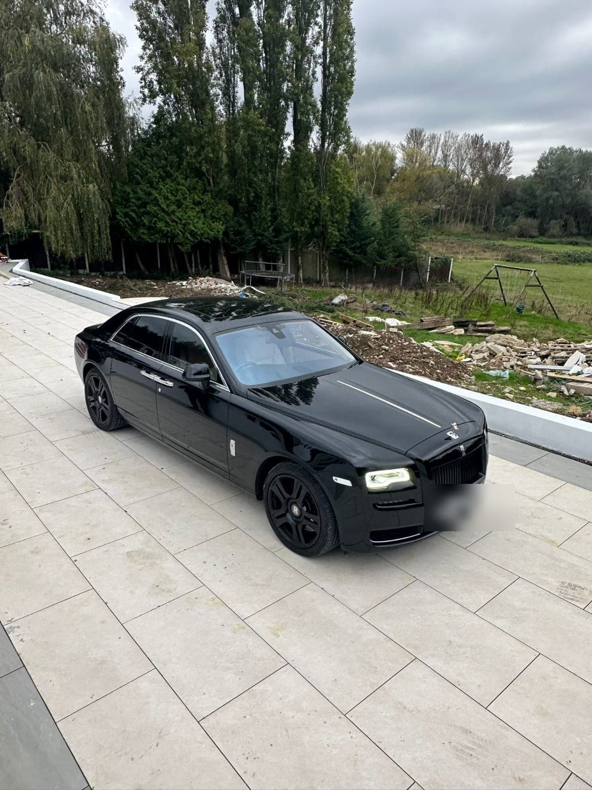 Rolls-Royce Ghost Extended — view 3