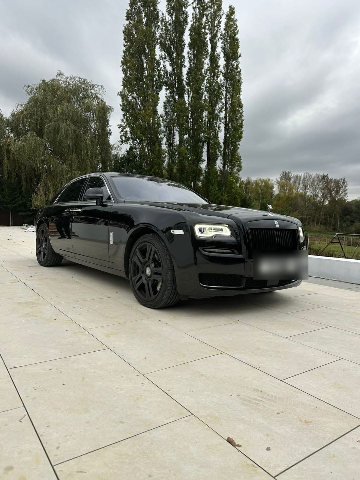 Rolls-Royce Ghost Extended: view 4