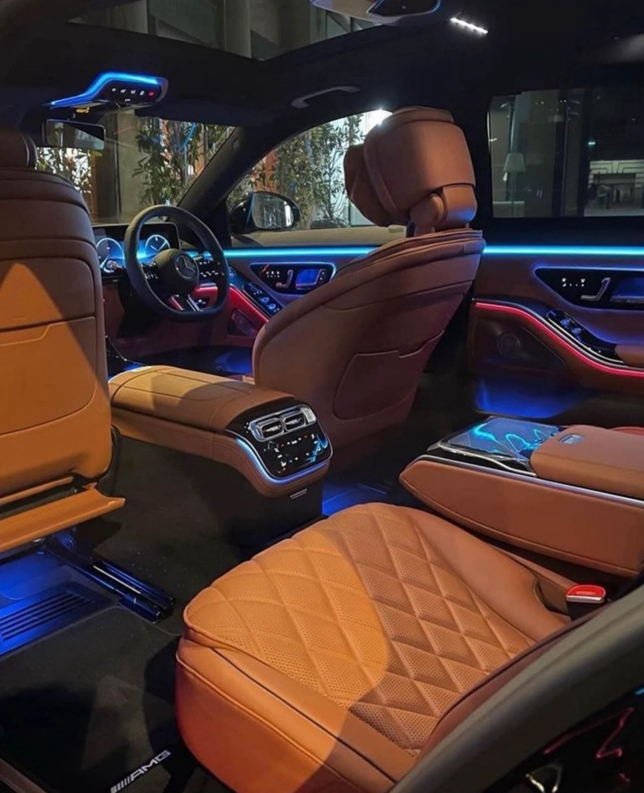 Mercedes-Benz S-Class — view 3