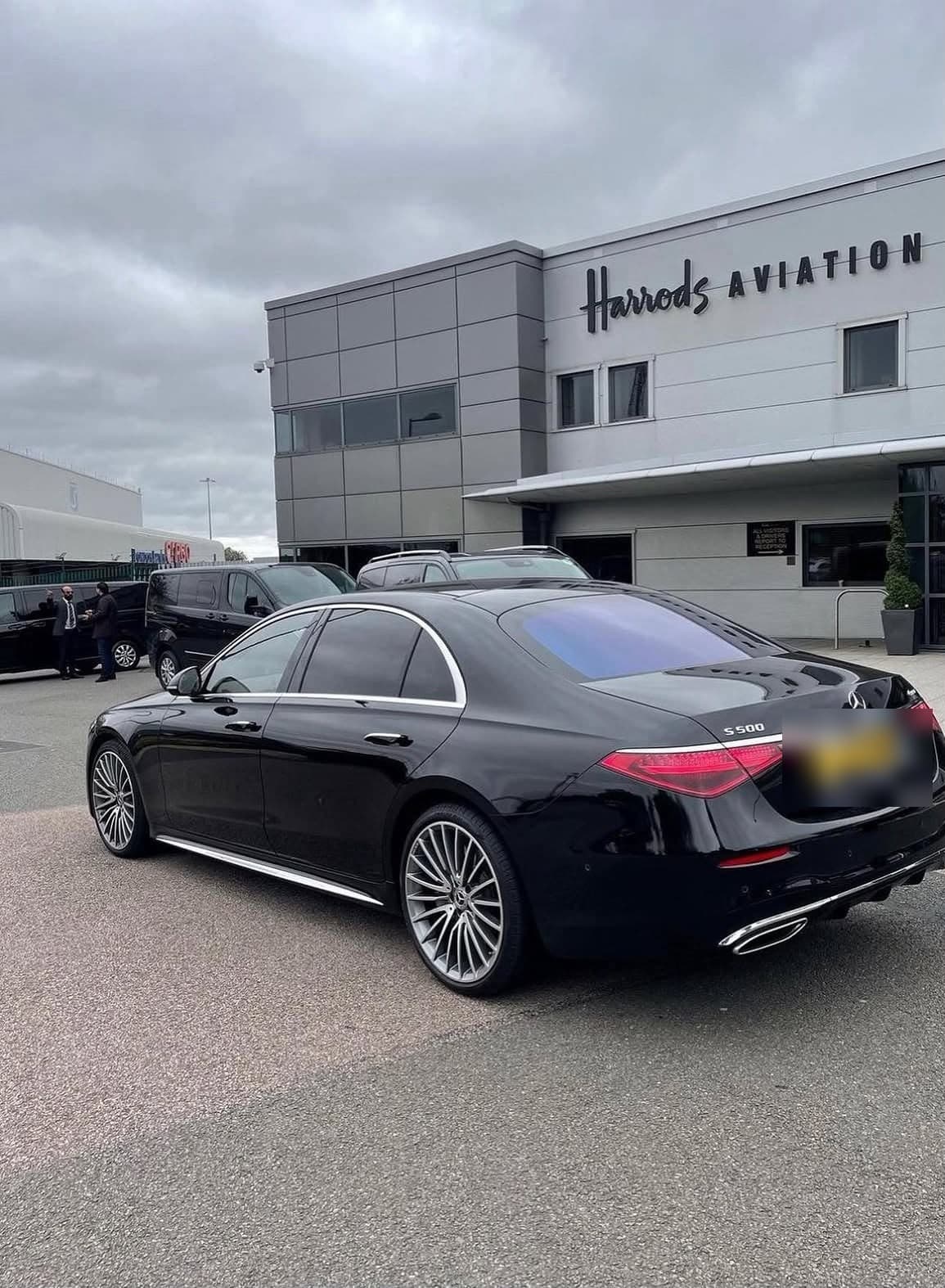 Mercedes-Benz S-Class — view 4